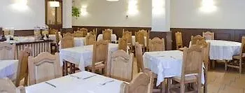 Hotell Cigarrales 2*