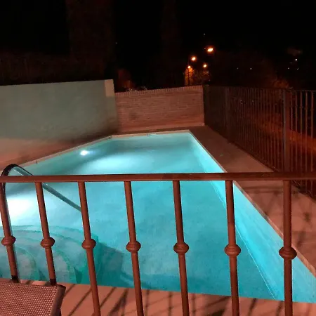 Hotell Cigarrales 2*